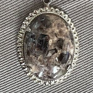 Vintage, stone cabochon pendant necklace
